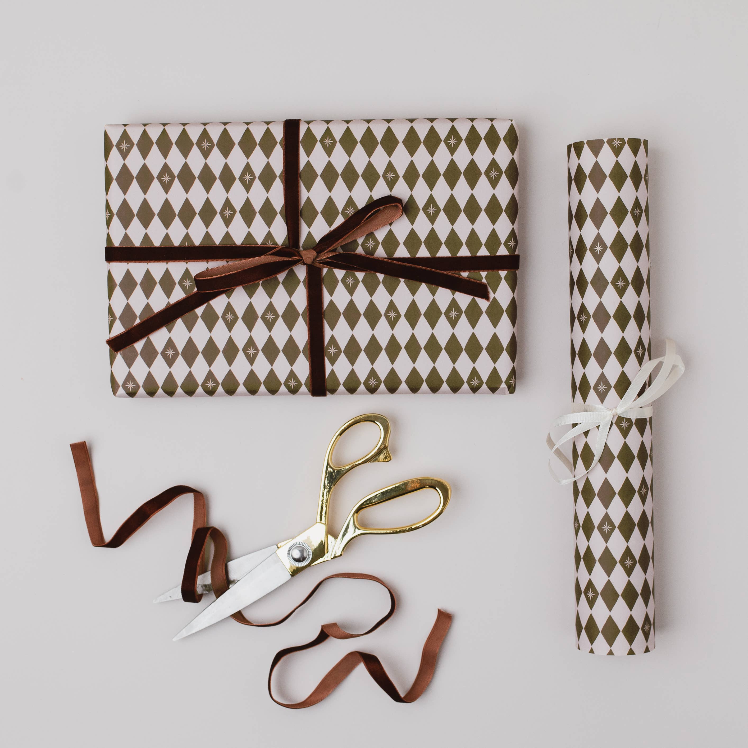 STAR DIAMOND HARLEQUIN LUXURY GIFT WRAP