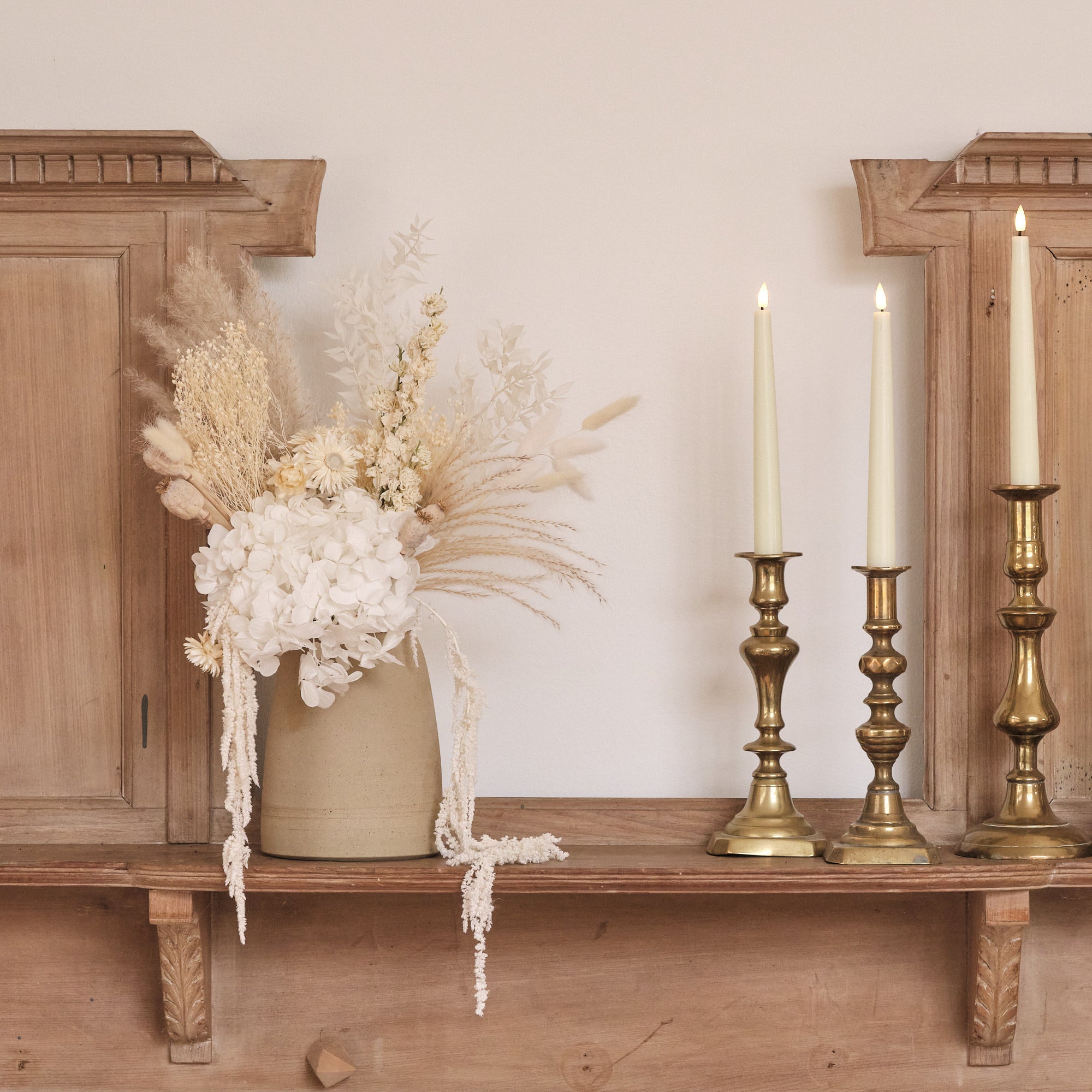 Everlasting White Dried Flower Vase Arrangements